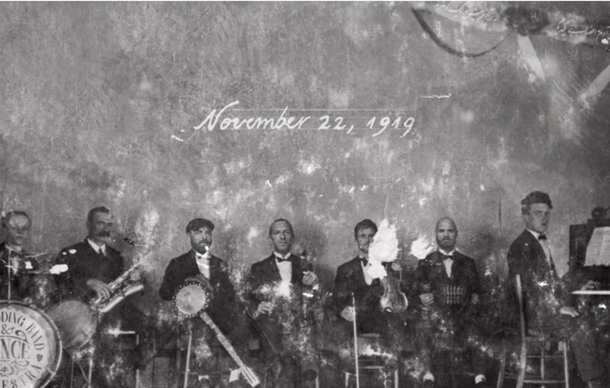 COLDPLAY_2020_ART-1220×775